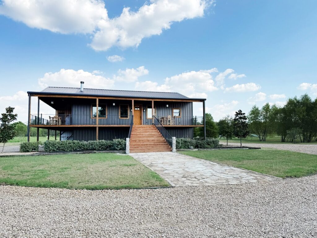 Cabin on the property of Cottonwood Sporting Club